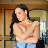 Random Mila (Mila Monet) -