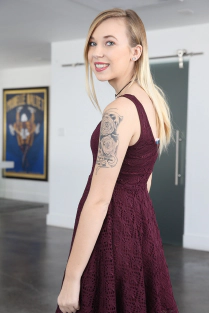 Jasmine Riley's Nude Picture