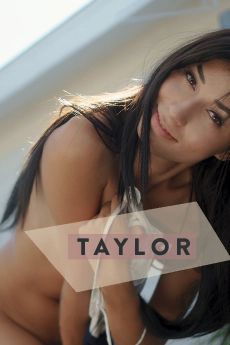 Taylor Choe's Nude Picture